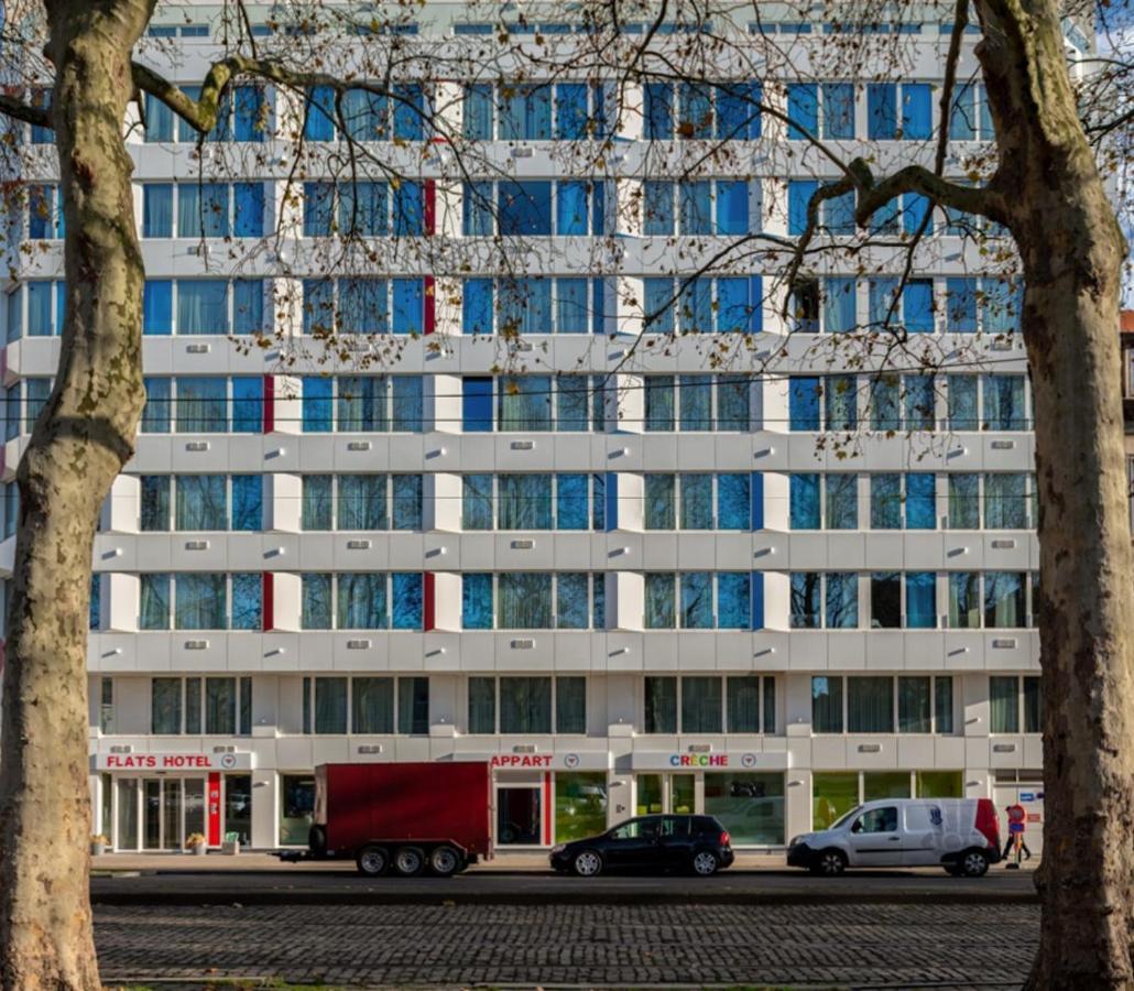 Flat Midi 33 3* Brussels