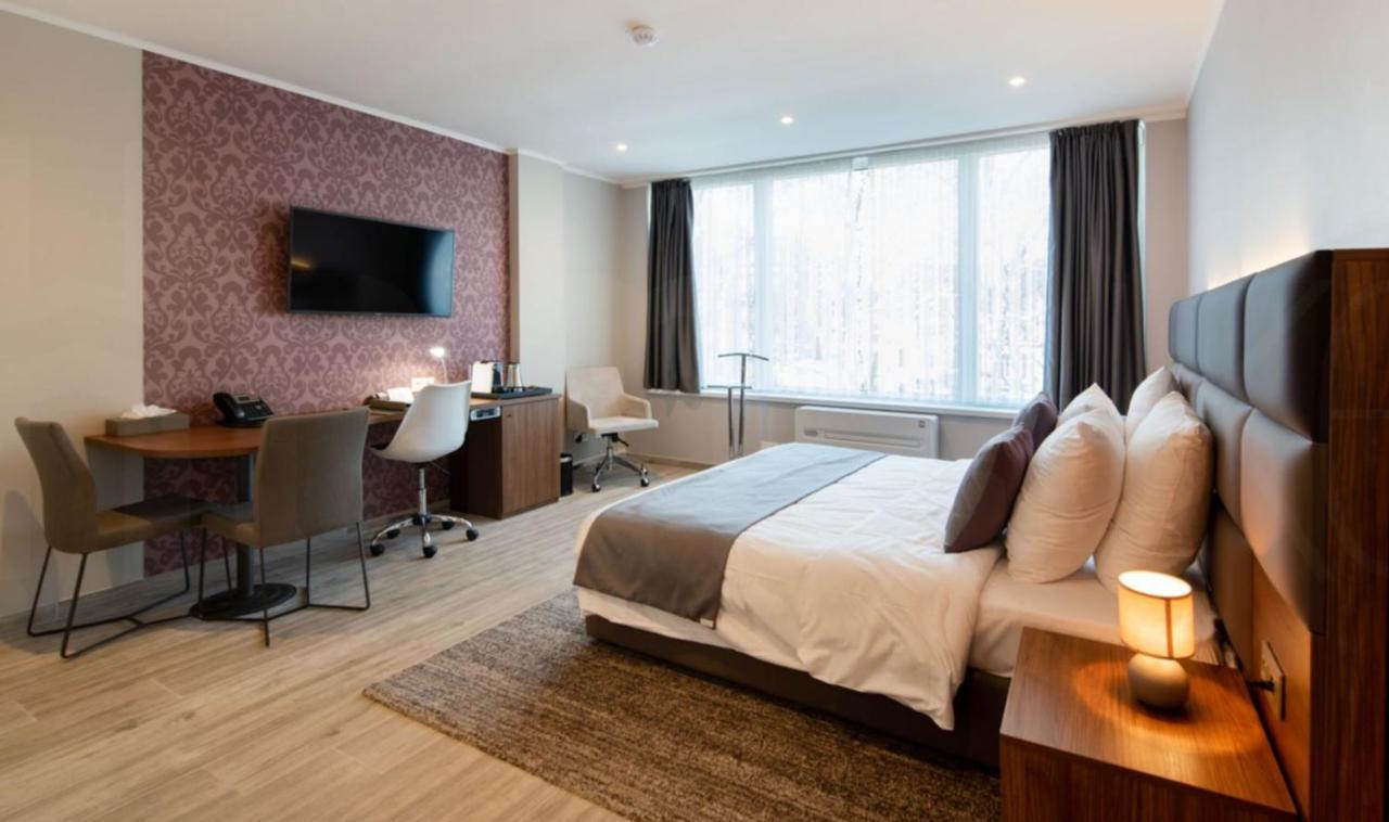 Aparthotel Flat Midi 33 3*