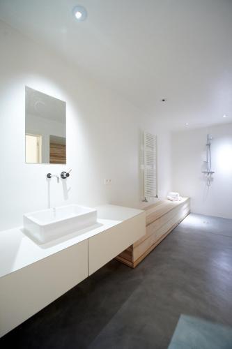 Urban Guest house 3*