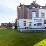 Manoir Bel Horizon Avec Grand Jardin Et Parking Prive