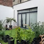 Brand New Iris Room With Private Bathroom And Balcony