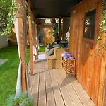 Superbe Appartement Avec Jardin, Sauna Et Jacuzzi