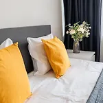 Albert Gare Du Midi , 29