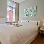 Heart Of Grand Place - Stunning 2Br Duplex