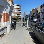 Spacious In Brussels, Large Private Garden Appartement