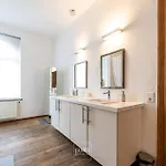Spacious In Brussels, Large Private Garden Appartement *