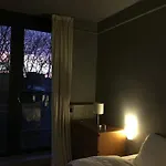 Spacious In Brussels, Large Private Garden Brussel