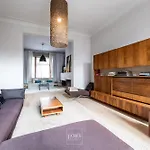 Appartement Spacious In Brussels, Large Private Garden