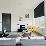 Renove Et Radieux A * Brussel