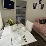 Two Bedroom Flat - Hyper Center Brussels
