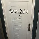Two Bedroom Flat - Hyper Center Brussels
