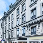 Hotel Barry