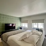 Stilias Apartment 6P City Center