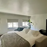 Stilias Apartment 6P City Center