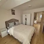 Cosy Duplex In Center Of Brussels