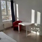 The Boulevard Apartment Sleeps 4