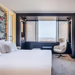 Hotel The
