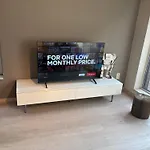 Comfortable Two Bedroom Apartment In City Center