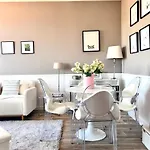 Apartment Close To Nato