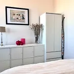 Apartment Close To Nato *