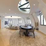 Triplex Penthouse In City Centre