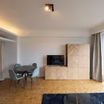 Fernand Cocq Elegant Residence