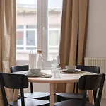 Cozy Cocoon - Gare Du Midi