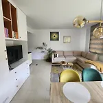 Gezellig Verblijf Met Balkon
