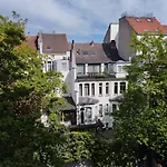 New Charlemagne Hotel