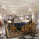 Le Plaza Hotel 5*