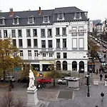 Hotel Barry