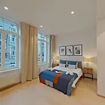 Quiet & Stylish 3-Bedroom Flat In Heart Of Ixelles