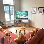 The 9Th Street Residence