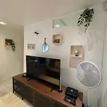 Comfortable Apartment In Brussels, 35 M², 3 Persons