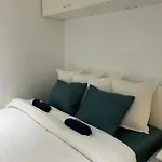 Comfortable Apartment In Brussels, 35 M², 3 Persons