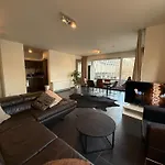 Stunning Apartment With 2 Bedrooms - Sleeps 6