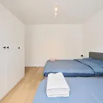 Toison D\'Or House 4