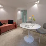 Cozy Nest Basement St Gilles