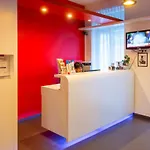 Theater Hotel