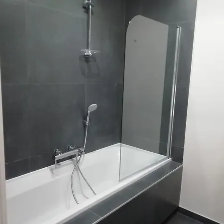 And Cozy In Aparthotel 3*