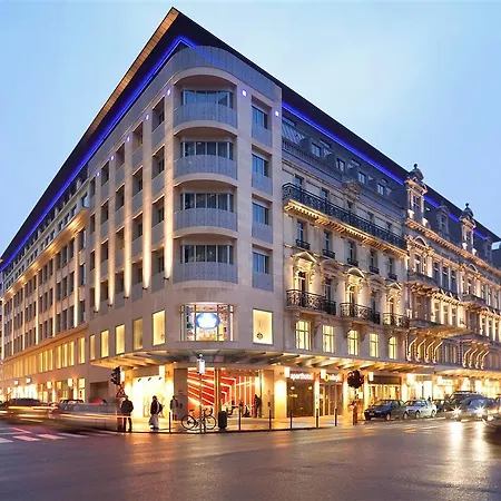 Aparthotel Adagio Grand Place 4*