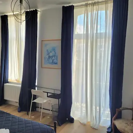Guest house Brand New Iris With Private Bathroom And Balcony Brussels