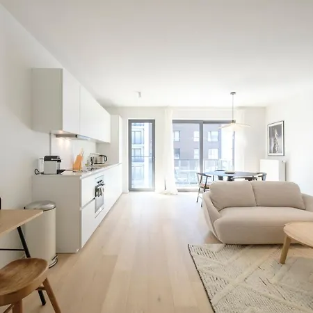 Apartment Lumineux 1 Proche Ecole Europeenne Brussels