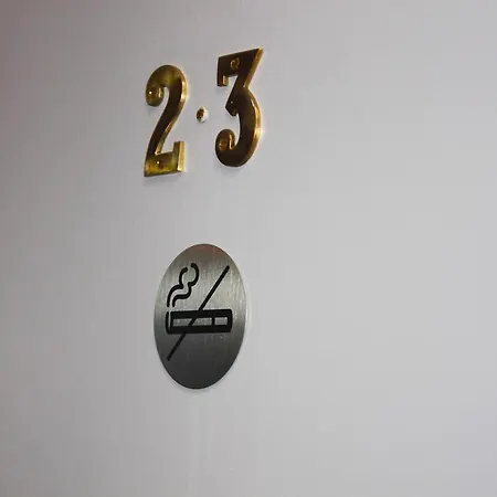 Story' Inn Brussels