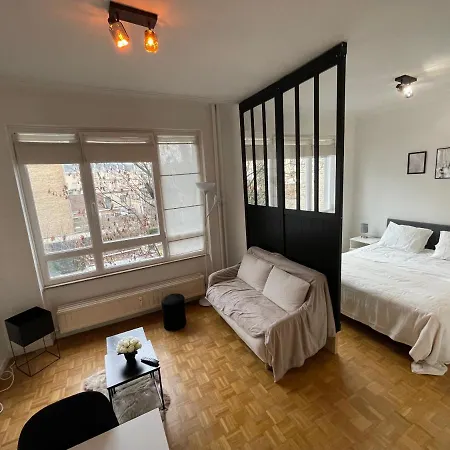 Ixelles - Avenue Louise/place Stephanie Apartment Brussels