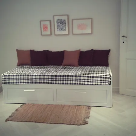 Bed & Breakfast The Nest
