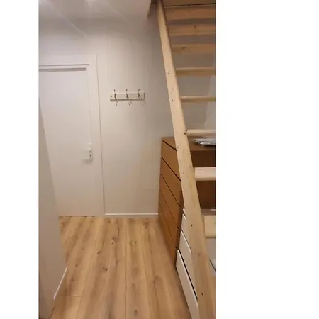 Beautiful Fully Renovated Apartment