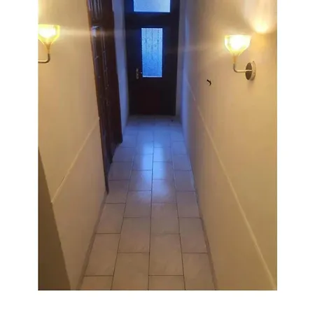 Apartment Beautiful Fully Renovated