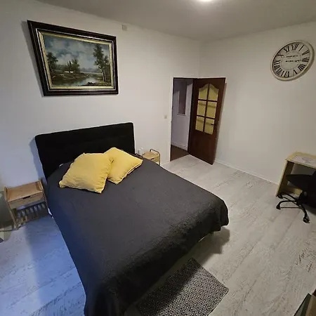 Guest house Beautiful, Renovated Fully Self Contained *