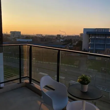 Luxury With Stunning View & Free Parking Brussels